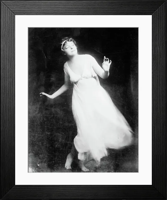 Framed Print : Florence Fleming Noyes, between c1910 and c1915. Creator: Bain News Service Framed Print : Florence Fleming Noyes, between c1910 and c1915. Creator: Bain News Service