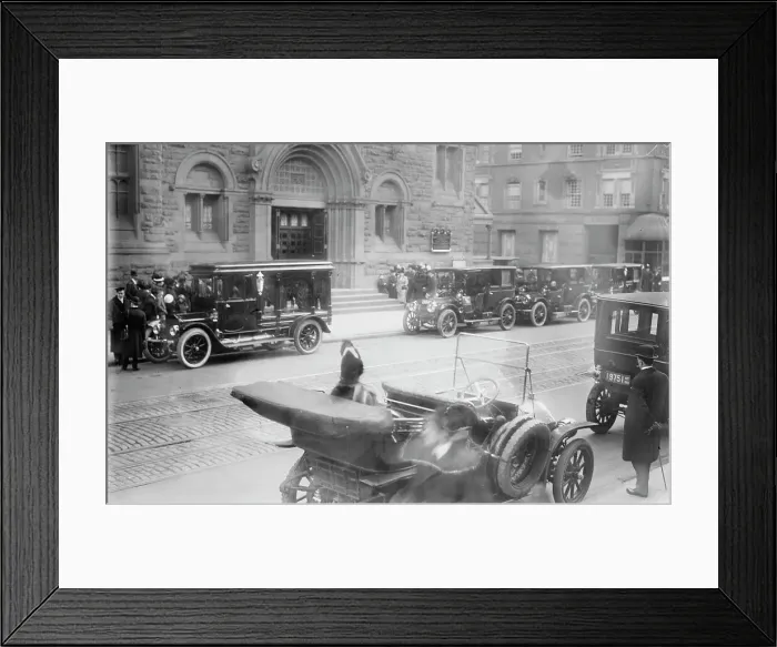 Framed Print : Funeral of C. Gates, 1913. Creator: Bain News Service Framed Print : Funeral of C. Gates, 1913. Creator: Bain News Service