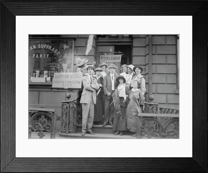 Framed Print : R.C. Beadle, A.H. Brown, and suffragettes, 1913. Creator: Bain News Service Framed Print : R.C. Beadle, A.H. Brown, and suffragettes, 1913. Creator: Bain News Service