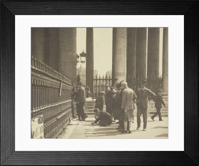 Framed Print : The pavement artist. From the album: Photograph album - London, 1920s. Creator: Harry Moult Framed Print : The pavement artist. From the album: Photograph album - London, 1920s. Creator: Harry Moult