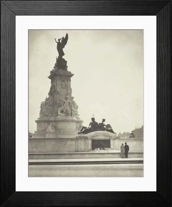 Framed Print : Queen Victoria's monument. From the album: Photograph album - London, 1920s. Creator: Harry Moult Framed Print : Queen Victoria's monument. From the album: Photograph album - London, 1920s. Creator: Harry Moult