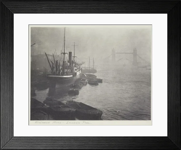 Framed Print : November morn - London Pool. From the album: Photograph album - London, 1920s. Creator: Harry Moult Framed Print : November morn - London Pool. From the album: Photograph album - London, 1920s. Creator: Harry Moult