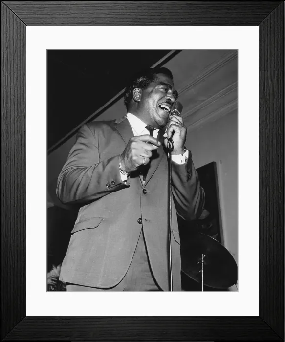 Framed Print : Jimmy Witherspoon, Bull's Head, Barnes, London 1966. Creator: Brian Foskett Framed Print : Jimmy Witherspoon, Bull's Head, Barnes, London 1966. Creator: Brian Foskett