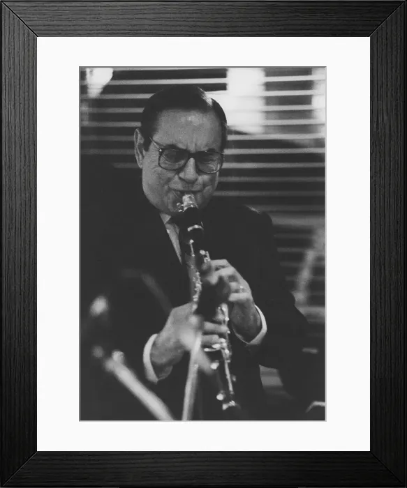 Framed Print : Peanuts Hucko, Cambridge, 1988. Creator: Brian Foskett Framed Print : Peanuts Hucko, Cambridge, 1988. Creator: Brian Foskett