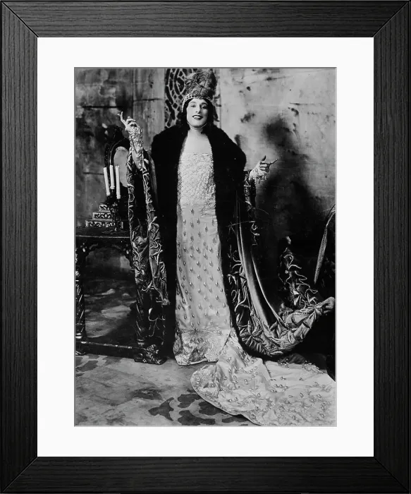 Framed Print : Farrar - Reine Fiamette, between c1920 and c1925. Creator: Bain News Service Framed Print : Farrar - Reine Fiamette, between c1920 and c1925. Creator: Bain News Service