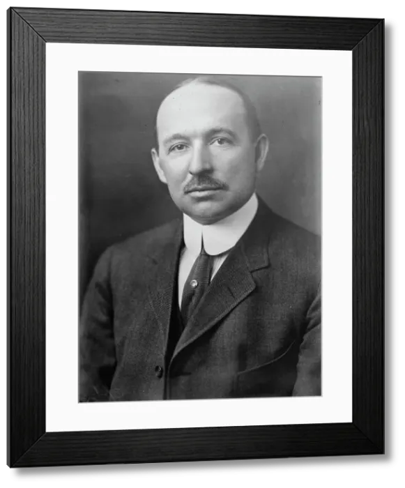 Framed Print : Hale Holden, between c1915 and c1920. Creator: Bain News Service Framed Print : Hale Holden, between c1915 and c1920. Creator: Bain News Service