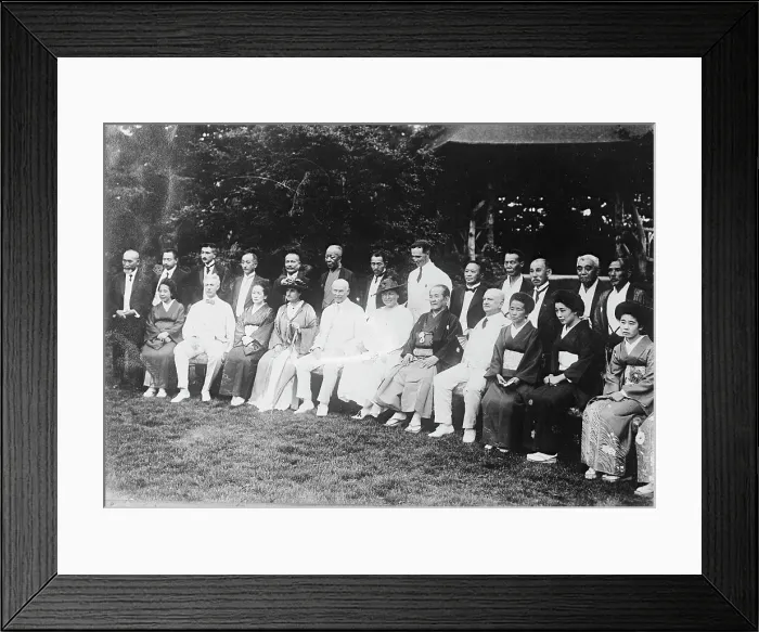 Framed Print : E.T. Gray & wife at Tokyo, between c1915 and c1920. Creator: Bain News Service Framed Print : E.T. Gray & wife at Tokyo, between c1915 and c1920. Creator: Bain News Service