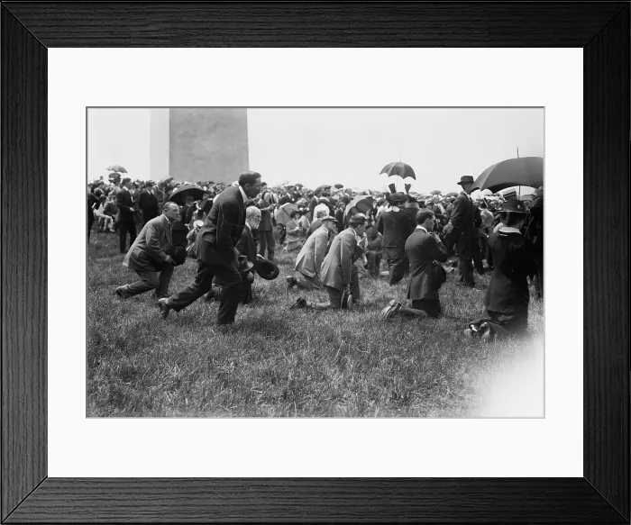 Framed Print : Field Mass, Wash. 1914. Creator: Bain News Service Framed Print : Field Mass, Wash. 1914. Creator: Bain News Service