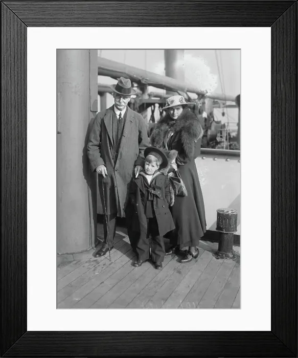 Framed Print : Sir G.T. Carter & wife & Master J.C. 1916. Creator: Bain News Service Framed Print : Sir G.T. Carter & wife & Master J.C. 1916. Creator: Bain News Service