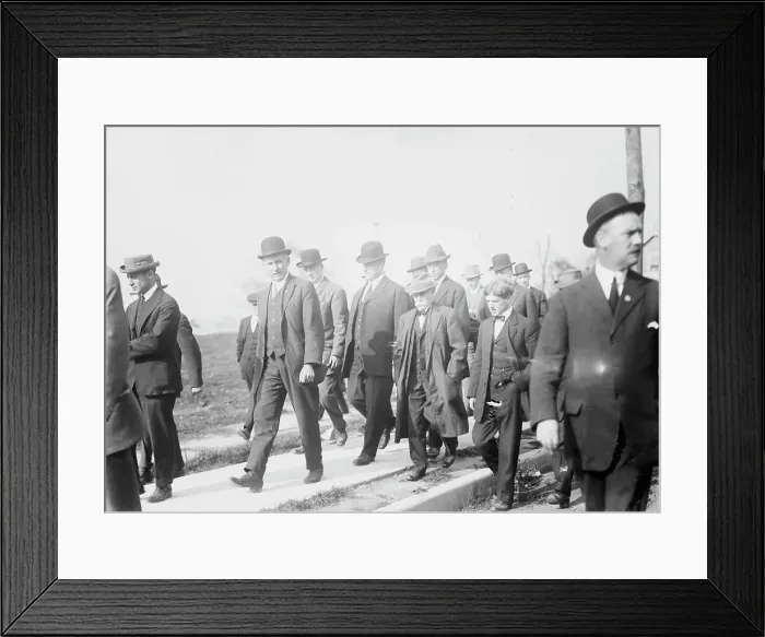 Framed Print : Lieut. Chas. Becker at Sing-Sing, Sheriff Harburger, 1912. Creator: Bain News Service Framed Print : Lieut. Chas. Becker at Sing-Sing, Sheriff Harburger, 1912. Creator: Bain News Service