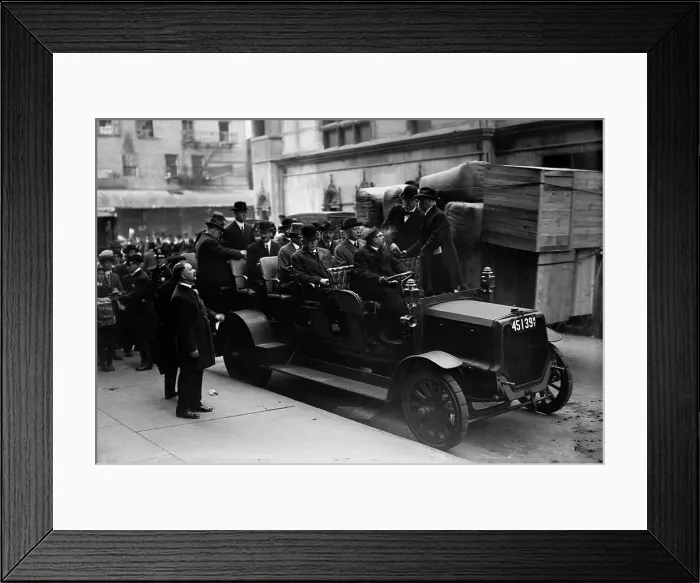 Framed Print : Gunmen Jury, [N.Y.], 1912. Creator: Bain News Service