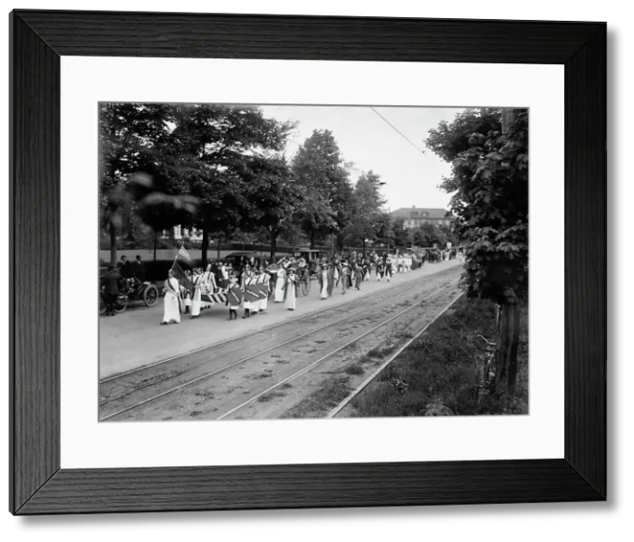 Framed Print : Suffrage pageant - Long Island, 1913. Creator: Bain News Service Framed Print : Suffrage pageant - Long Island, 1913. Creator: Bain News Service