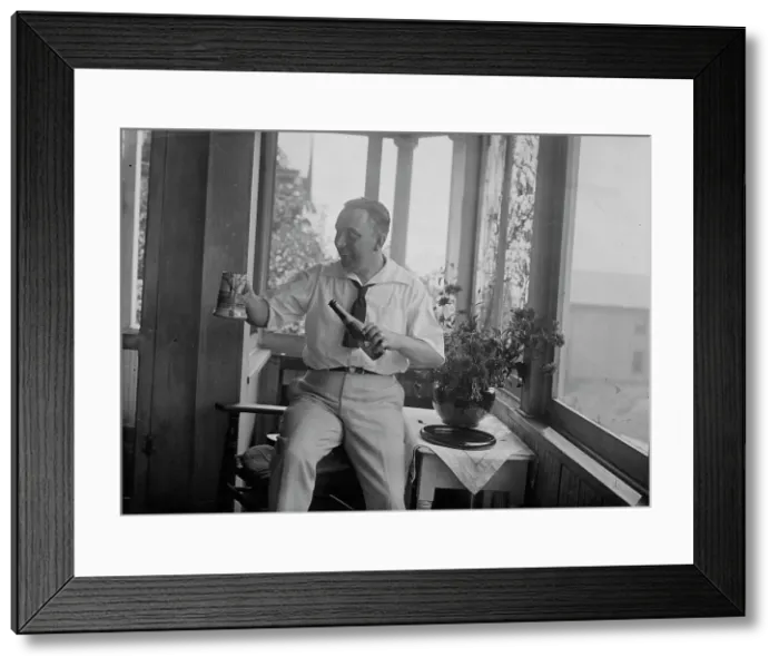 Framed Print : Wright, between c1915 and c1920. Creator: Bain News Service Framed Print : Wright, between c1915 and c1920. Creator: Bain News Service