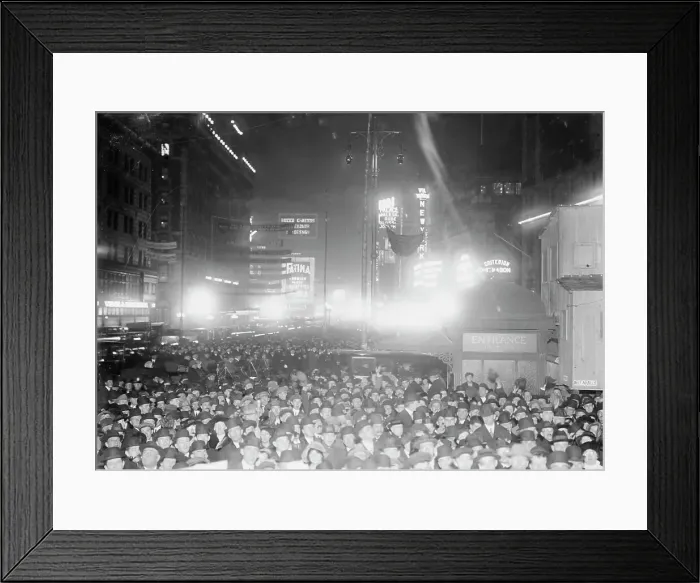 Framed Print : Crowd- Election Night - N.Y. 1913. Creator: Bain News Service Framed Print : Crowd- Election Night - N.Y. 1913. Creator: Bain News Service