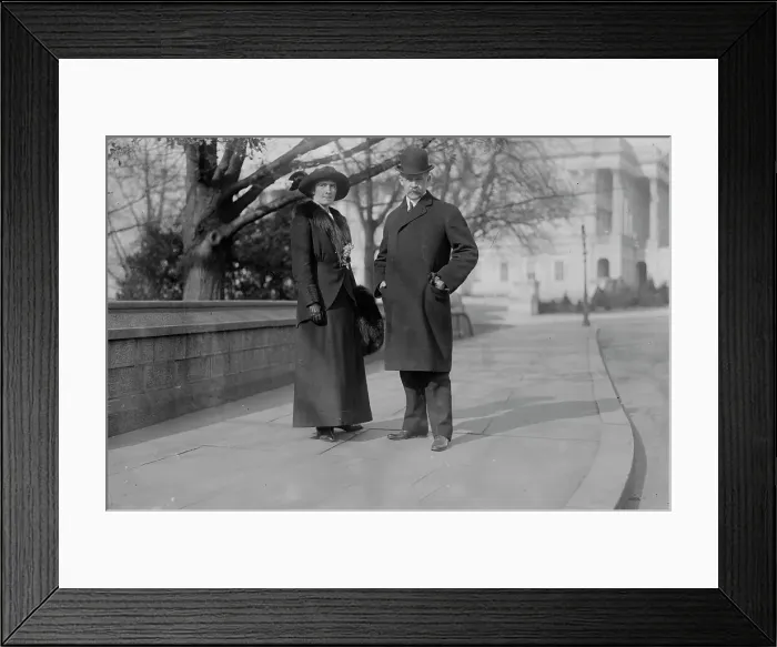 Framed Print : Dorothy & G.W. Perkins, between 1910 and 1915. Creator: Bain News Service Framed Print : Dorothy & G.W. Perkins, between 1910 and 1915. Creator: Bain News Service