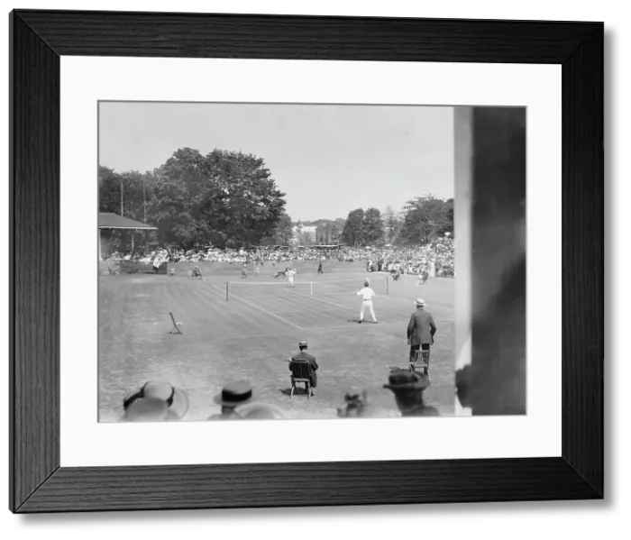 Framed Print : Tennis finals - Newport, 13, 1913. Creator: Bain News Service