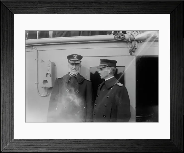 Framed Print : Sims & Burrage, between c1915 and c1920. Creator: Bain News Service Framed Print : Sims & Burrage, between c1915 and c1920. Creator: Bain News Service