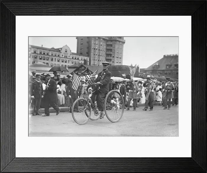 Framed Print : G.A.R. Parade, 1910. Creator: Bain News Service Framed Print : G.A.R. Parade, 1910. Creator: Bain News Service