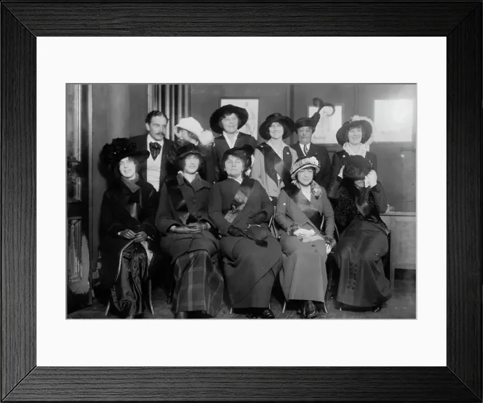 Framed Print : Fusion Tag Girls, between c1910 and c1915. Creator: Bain News Service Framed Print : Fusion Tag Girls, between c1910 and c1915. Creator: Bain News Service