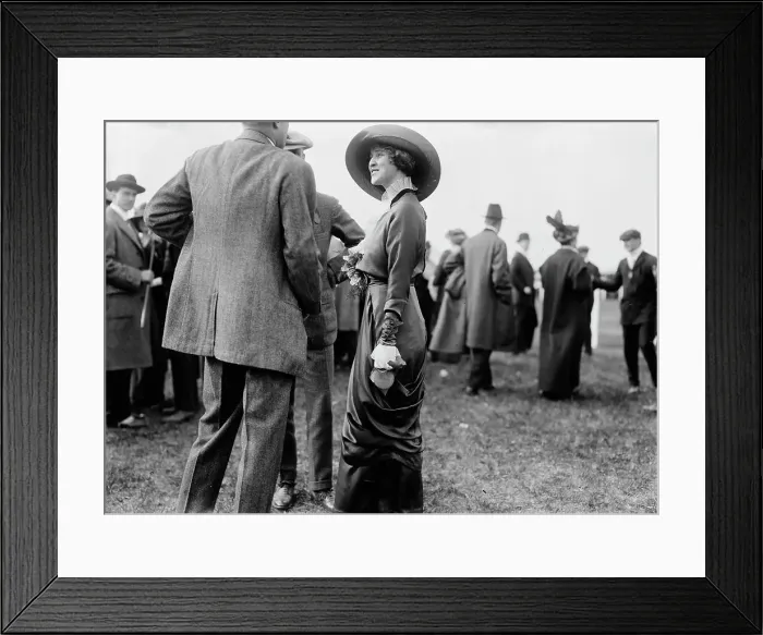 Framed Print : Marjorie Curtis, between c1910 and c1915. Creator: Bain News Service Framed Print : Marjorie Curtis, between c1910 and c1915. Creator: Bain News Service
