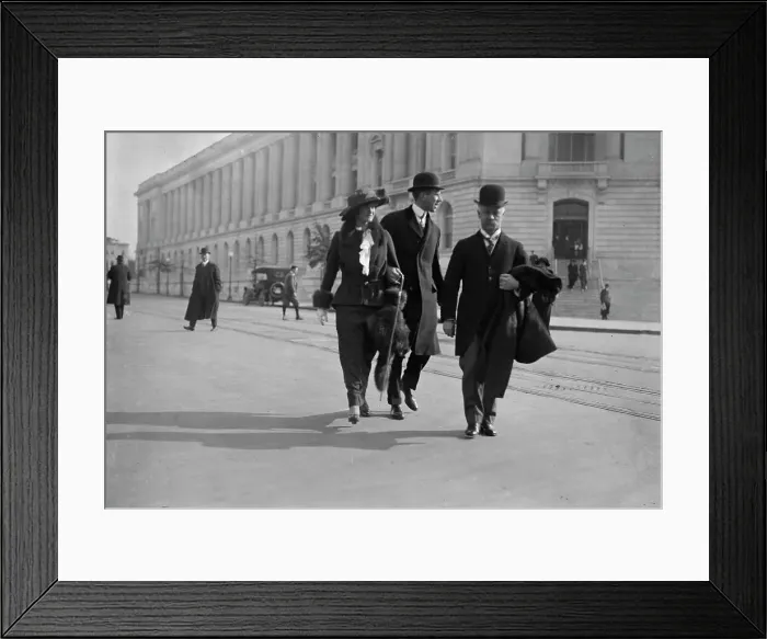 Framed Print : George Fisher Baker Jr. & wife, (1913?). Creator: Bain News Service Framed Print : George Fisher Baker Jr. & wife, (1913?). Creator: Bain News Service