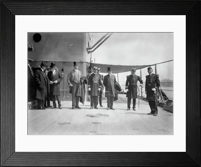 Framed Print : MAINE Mon't comm'ee [Monument Committee] on WYOMING, W.R. Hears[t], J.W. Keller... 1913. Creator: Bain News Service
