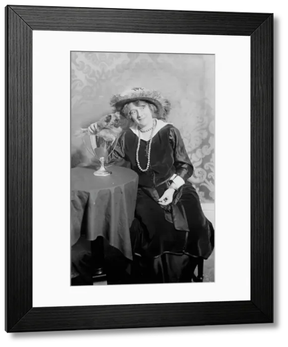 Framed Print : Mrs. Henry Hill, Little Miss Muffet, pet, between c1910 and c1915. Creator: Bain News Service Framed Print : Mrs. Henry Hill, Little Miss Muffet, pet, between c1910 and c1915. Creator: Bain News Service