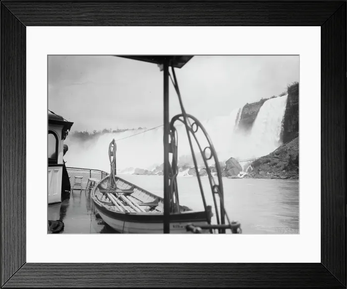 Framed Print : Niagara from Maid of the Mist, between c1910 and c1915. Creator: Bain News Service Framed Print : Niagara from Maid of the Mist, between c1910 and c1915. Creator: Bain News Service