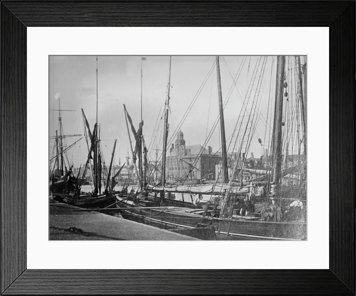 Framed Print : Yarmouth Harbor, 1915. Creator: Bain News Service Framed Print : Yarmouth Harbor, 1915. Creator: Bain News Service