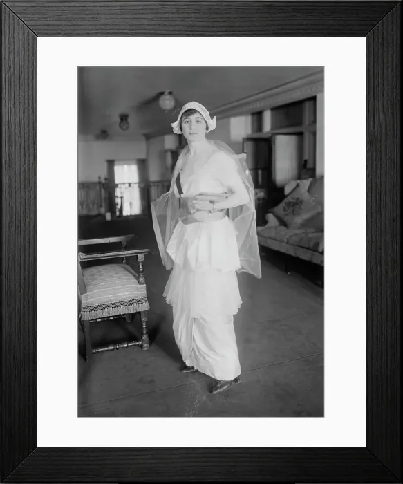 Framed Print : Frances G. Vaughan, between c1910 and c1915. Creator: Bain News Service Framed Print : Frances G. Vaughan, between c1910 and c1915. Creator: Bain News Service
