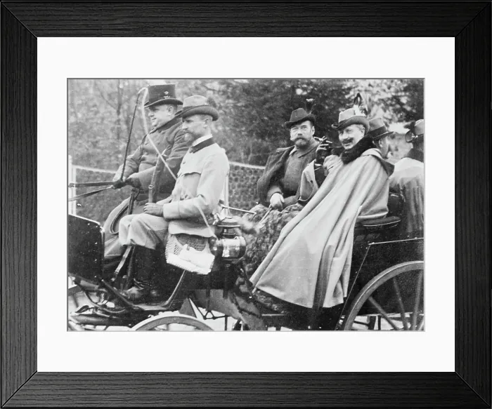 Framed Print : Tsar Nicholas II and Kaiser William II, between c1910 and c1915. Creator: Bain News Service Framed Print : Tsar Nicholas II and Kaiser William II, between c1910 and c1915. Creator: Bain News Service