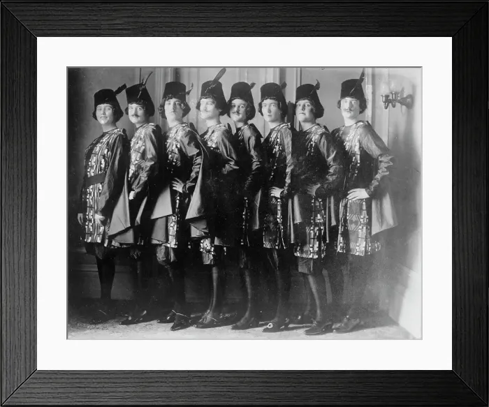 Framed Print : C. Nichols, Edith Sloan, Margaret Luce, Margaret Overton, Kath. Lamont... between c1910 and c1915. Creator: Bain News Service Framed Print : C. Nichols, Edith Sloan, Margaret Luce, Margaret Overton, Kath. Lamont... between c1910 and c1915. Creator: Bain News Service