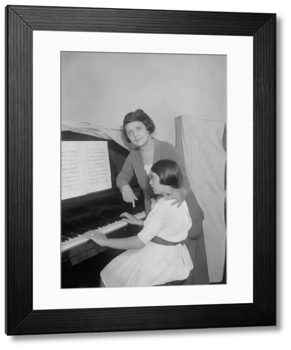Framed Print : Belle Baker, between c1915 and c1920. Creator: Bain News Service
