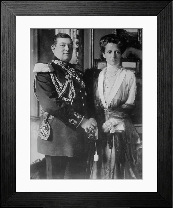 Framed Print : William of Hohenzollern and wife, between c1910 and c1915. Creator: Bain News Service Framed Print : William of Hohenzollern and wife, between c1910 and c1915. Creator: Bain News Service