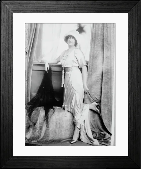 Framed Print : Mrs. J.C. Parish Jr. between c1910 and c1915. Creator: Bain News Service Framed Print : Mrs. J.C. Parish Jr. between c1910 and c1915. Creator: Bain News Service