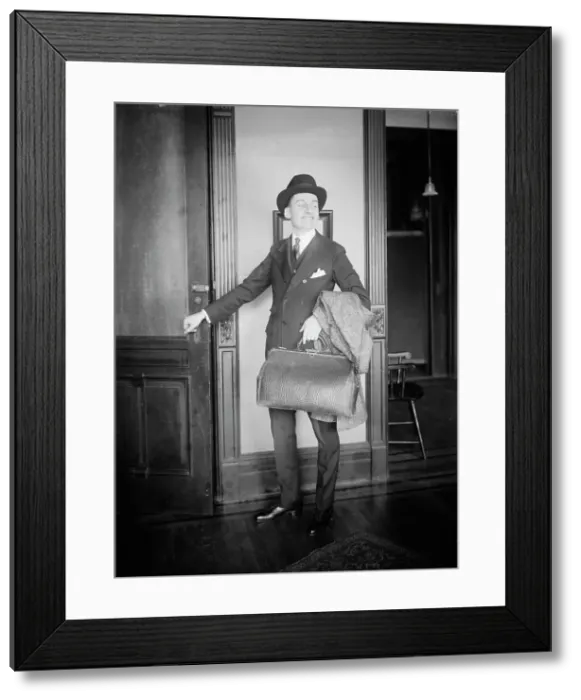 Framed Print : Elliott Shaw, between c1915 and c1920. Creator: Bain News Service Framed Print : Elliott Shaw, between c1915 and c1920. Creator: Bain News Service