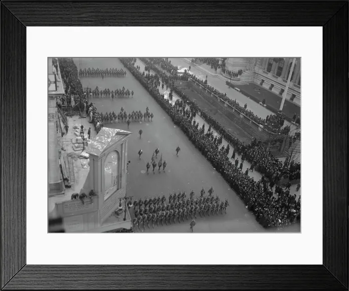 Framed Print : Return of the 7th Reg't, between c1915 and c1920. Creator: Bain News Service Framed Print : Return of the 7th Reg't, between c1915 and c1920. Creator: Bain News Service