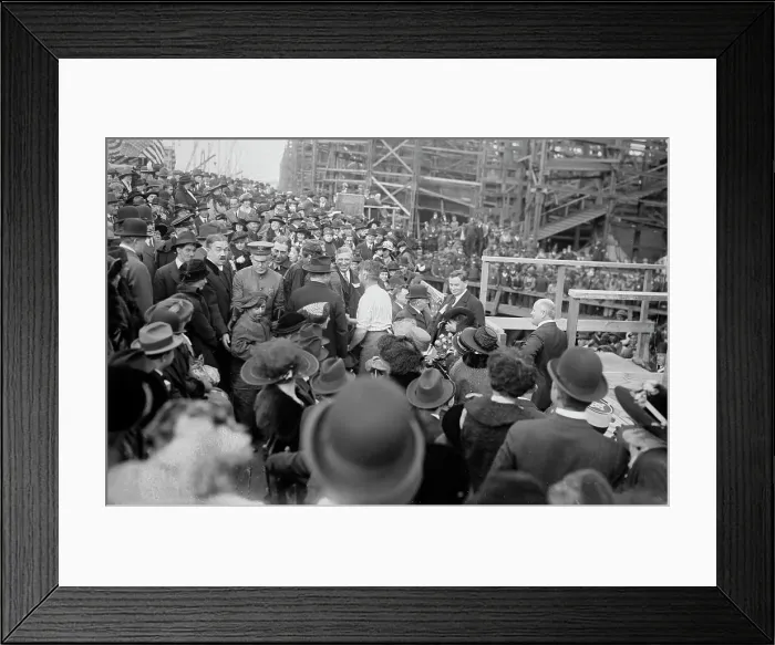 Framed Print : Schwab greets ship workers, 1918. Creator: Bain News Service Framed Print : Schwab greets ship workers, 1918. Creator: Bain News Service