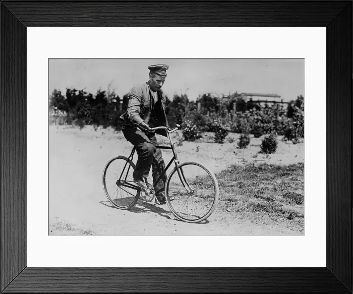 Framed Print : Crippled German soldier, between c1915 and 1918. Creator: Bain News Service Framed Print : Crippled German soldier, between c1915 and 1918. Creator: Bain News Service
