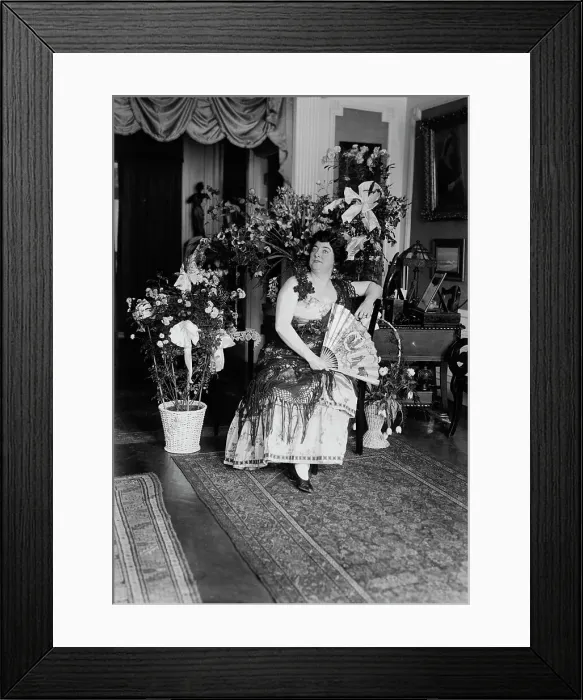 Framed Print : Carre Bridewell Benedict, between c1915 and c1920. Creator: Bain News Service Framed Print : Carre Bridewell Benedict, between c1915 and c1920. Creator: Bain News Service