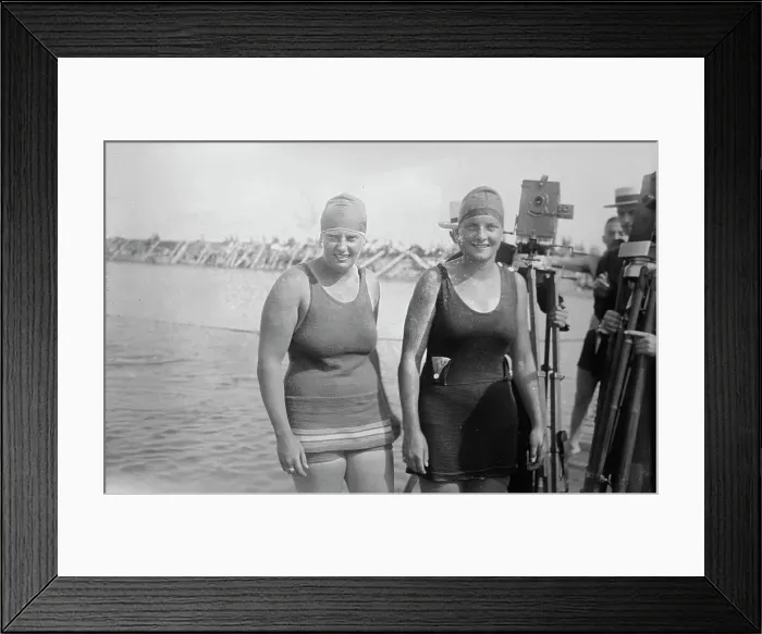 Framed Print : Boyle & Bleibtrey, between c1915 and c1920. Creator: Bain News Service Framed Print : Boyle & Bleibtrey, between c1915 and c1920. Creator: Bain News Service
