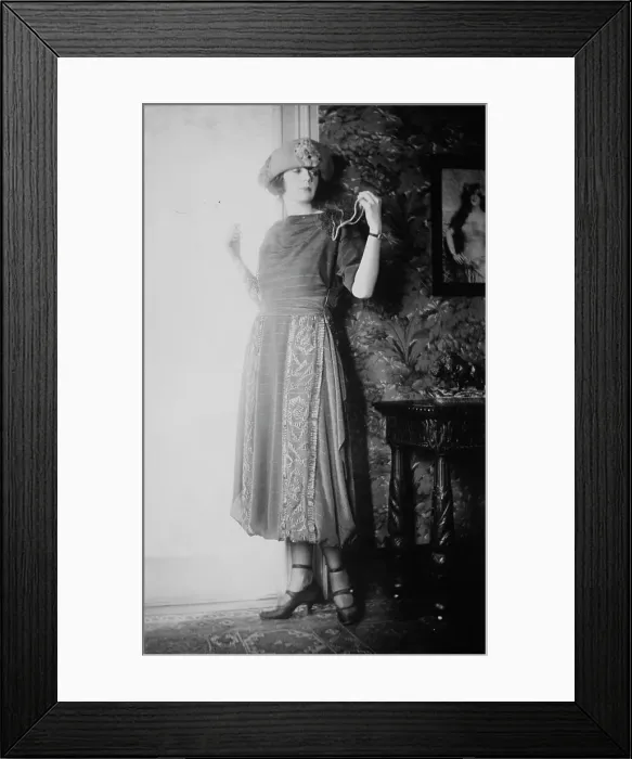 Framed Print : Harriet Gustine, between c1915 and c1920. Creator: Bain News Service Framed Print : Harriet Gustine, between c1915 and c1920. Creator: Bain News Service