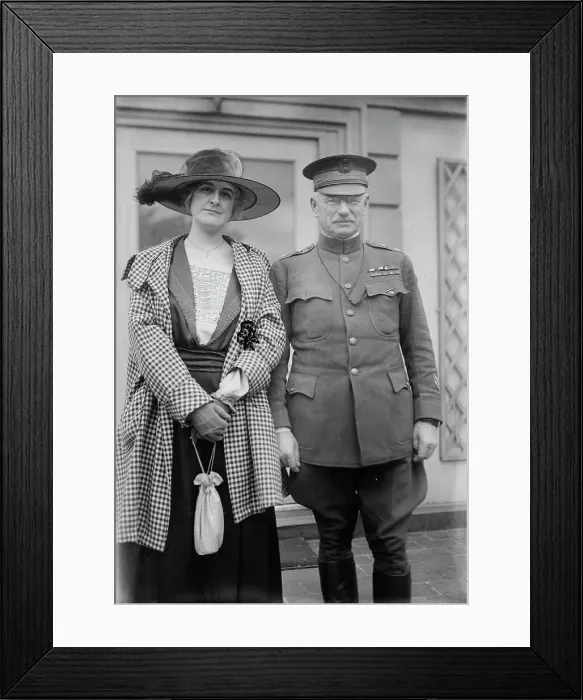 Framed Print : Gen. W.G. Haan & wife, between c1915 and c1920. Creator: Bain News Service Framed Print : Gen. W.G. Haan & wife, between c1915 and c1920. Creator: Bain News Service