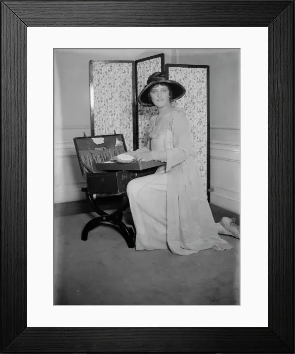 Framed Print : Gluck, between c1915 and c1920. Creator: Bain News Service Framed Print : Gluck, between c1915 and c1920. Creator: Bain News Service