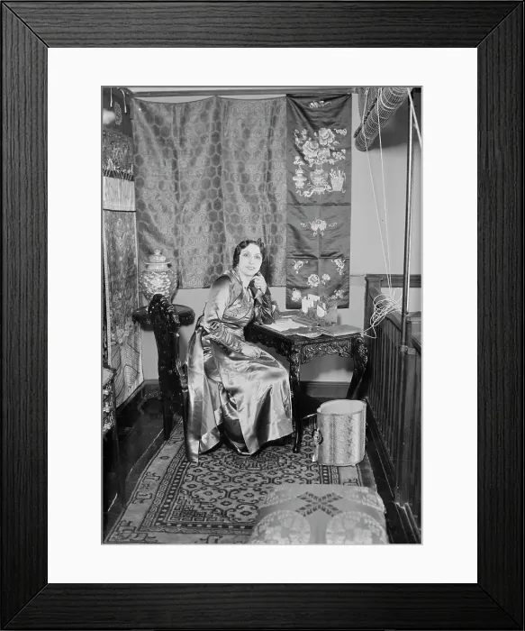 Framed Print : Galli-Curci, , between c1915 and c1920. Creator: Bain News Service Framed Print : Galli-Curci, , between c1915 and c1920. Creator: Bain News Service