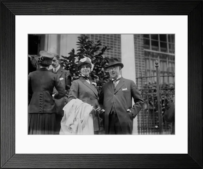 Framed Print : Lida Fleitmann - Col. Wm. Jay, between c1910 and c1915. Creator: Bain News Service Framed Print : Lida Fleitmann - Col. Wm. Jay, between c1910 and c1915. Creator: Bain News Service
