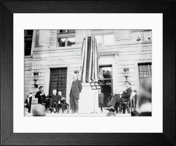 Framed Print : Jefferson unveiling, 1914. Creator: Bain News Service Framed Print : Jefferson unveiling, 1914. Creator: Bain News Service