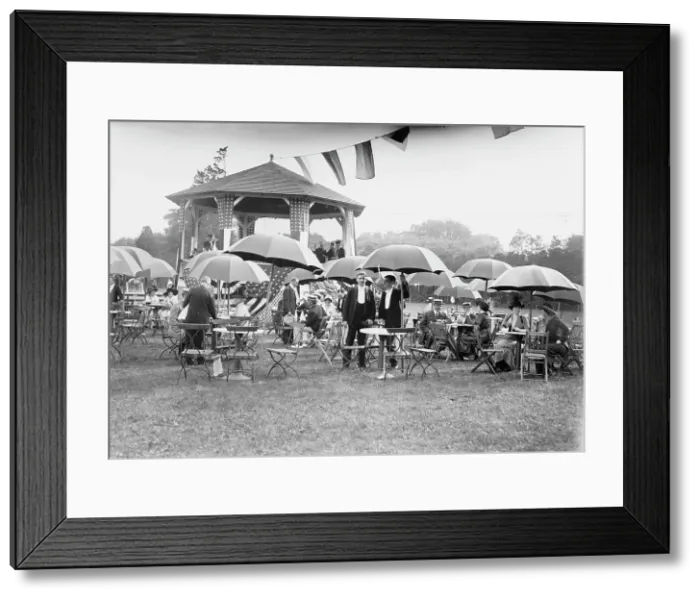 Framed Print : Long Branch Horse Show, between c1910 and c1915. Creator: Bain News Service Framed Print : Long Branch Horse Show, between c1910 and c1915. Creator: Bain News Service