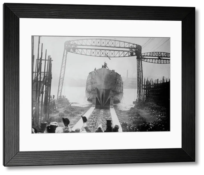 Framed Print : Launch of QUEEN MARY, 1912. Creator: Bain News Service Framed Print : Launch of QUEEN MARY, 1912. Creator: Bain News Service