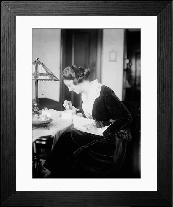 Framed Print : Cora Chase, between c1915 and c1920. Creator: Bain News Service Framed Print : Cora Chase, between c1915 and c1920. Creator: Bain News Service